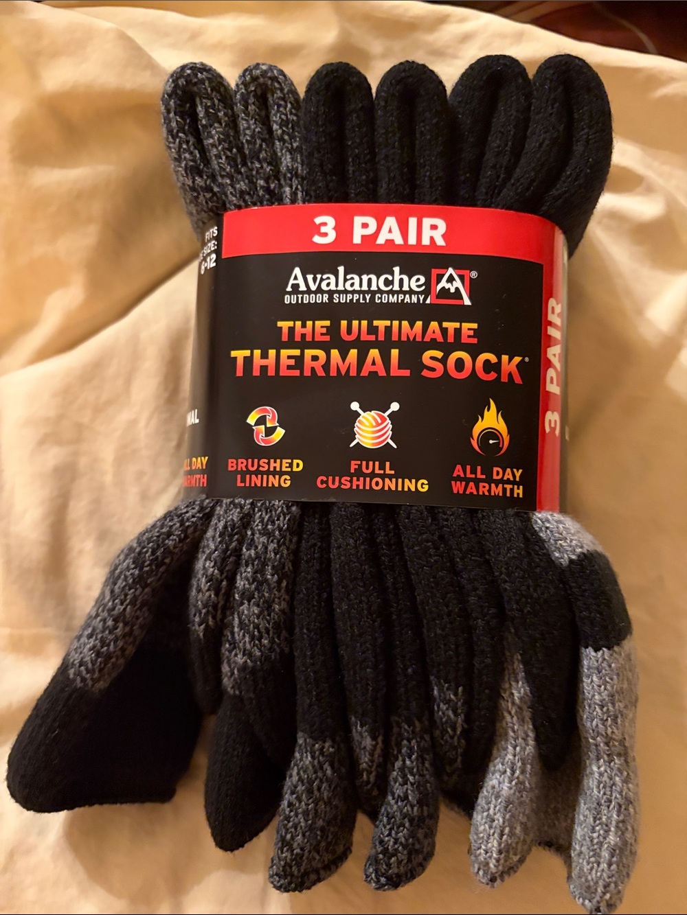 NWT Avalanche 3 pairs Men’s Thermal Socks black and gray warm cushioned soft